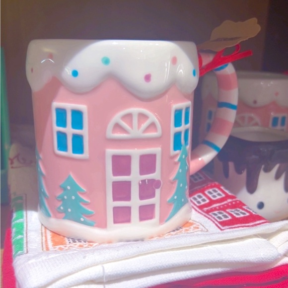 Gingerbread house - Picture 1 of 1